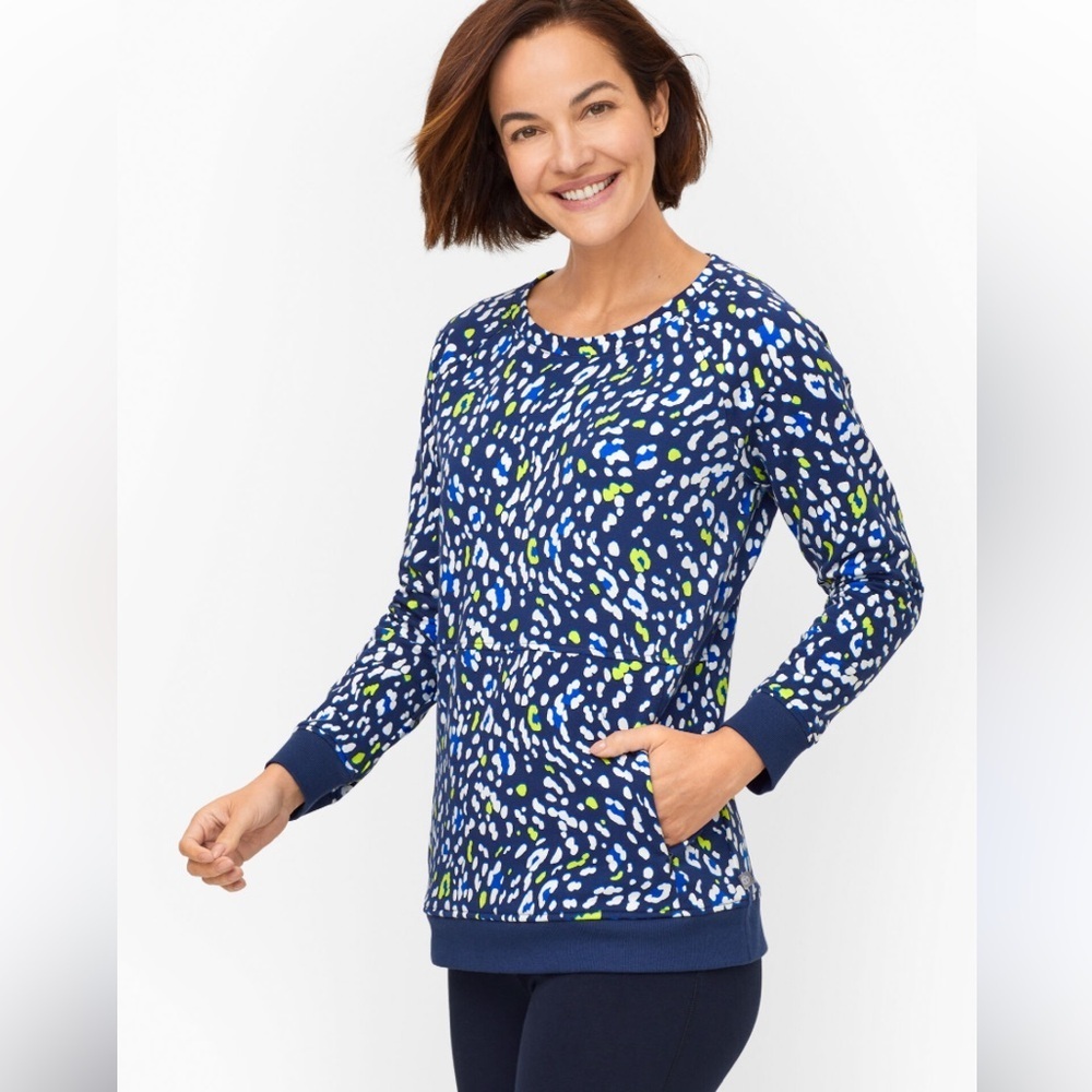 T by Talbots Terry crewneck enchanting animal print blue sweatshirt Medium